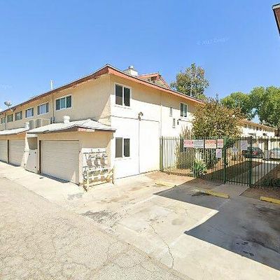 8111 Canby Ave #1, Reseda, CA 91335