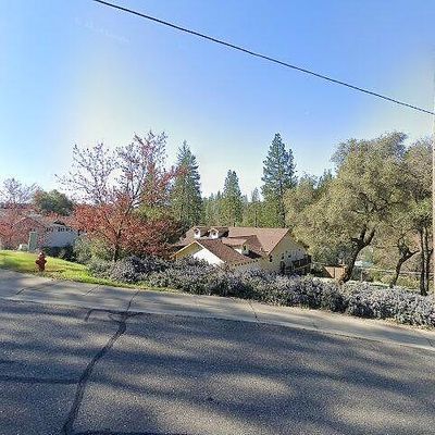 820 Poverty Hill Dr, Placerville, CA 95667