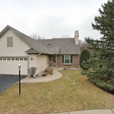 8329 Essex Rd, Chanhassen, MN 55317