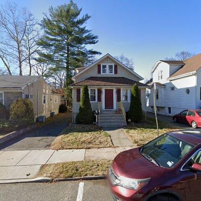 84 Washington Ave, Hawthorne, NJ 07506