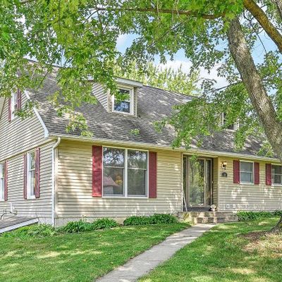 10 Water St, Cambridge, WI 53523