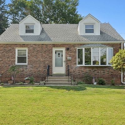 96 Ridge Rd, Cedar Grove, NJ 07009