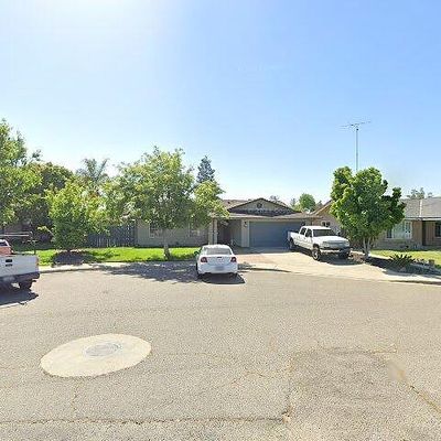 987 Fruitbasket Ln, Livingston, CA 95334