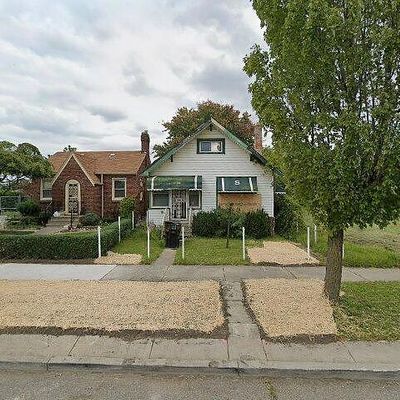 9976 Broadstreet Ave, Detroit, MI 48204