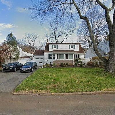 11 Cambra Rd, Waldwick, NJ 07463