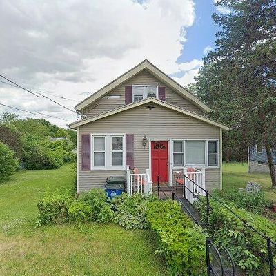 11 Lark St, Cohoes, NY 12047