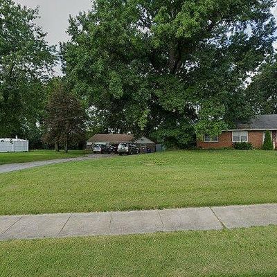 11141 Old Halls Ferry Rd, Saint Louis, MO 63136