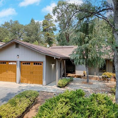 11876 Torrey Pines Dr, Auburn, CA 95602