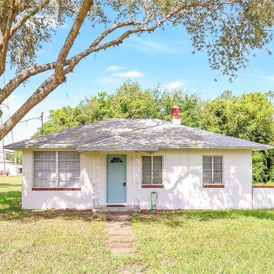 105 N Florida Ave, Howey In The Hills, FL 34737