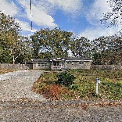 10530 Mildred Ave, Grand Bay, AL 36541