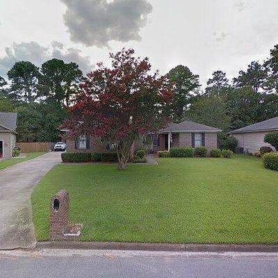 107 Dove Ln, Savannah, GA 31406