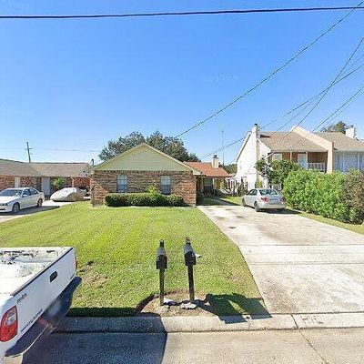 107 Omega St, Belle Chasse, LA 70037