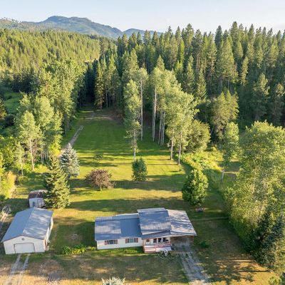 108 Sandy Ridge Rd, Naples, ID 83847