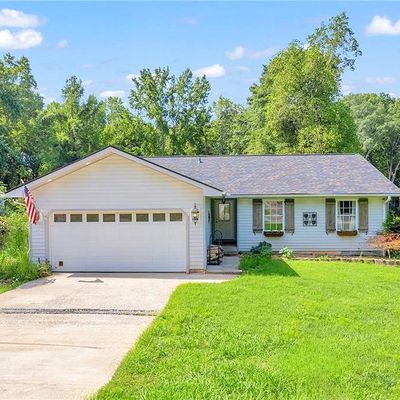 135 Mary Saphire Rd, Dawsonville, GA 30534