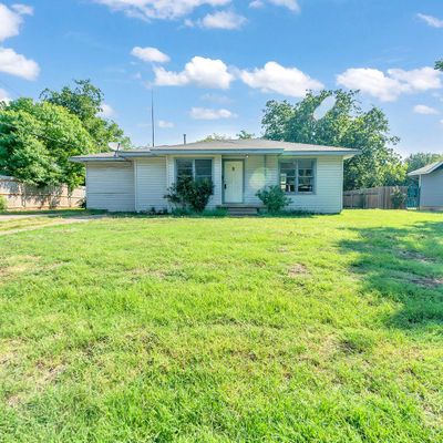 140 Nw Lorna St, Burleson, TX 76028