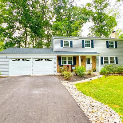 146 Woodland Dr, Lansdale, PA 19446