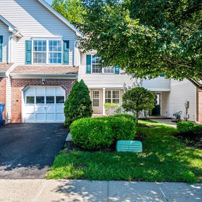 15 Amy Dr, North Brunswick, NJ 08902