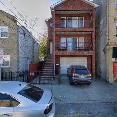 150 Old Bergen Rd, Jersey City, NJ 07305