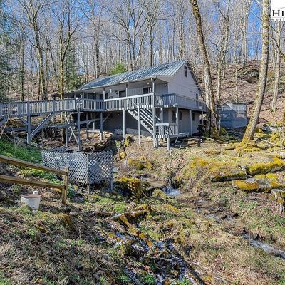 126 Staghorn Hollow Rd, Beech Mountain, NC 28604