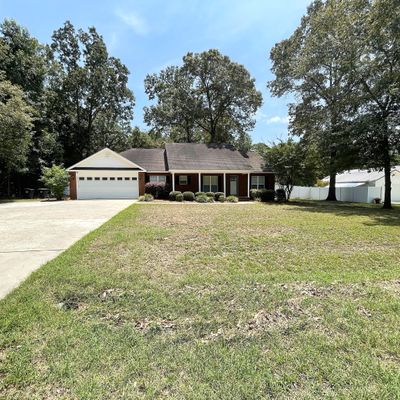 127 Jeanne Dr, Cochran, GA 31014