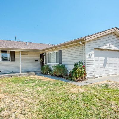 132 Mariposa St, Woodland, CA 95695