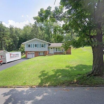 17 Overhill Rd, Williamsport, PA 17701