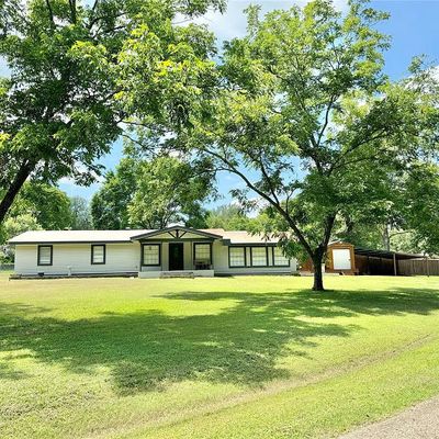 173 Rye St, Trinity, TX 75862