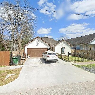 1802 Terry St, Houston, TX 77009