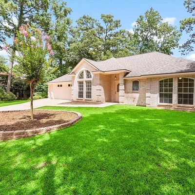 1907 Foxbriar Dr, Huntsville, TX 77340