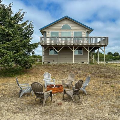 16 Ocean Blvd, Ocean Shores, WA 98569