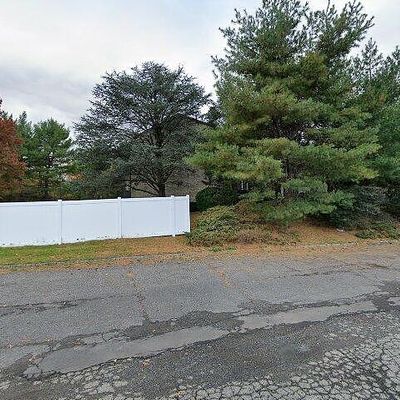 16 Tow Path Cres, Totowa, NJ 07512