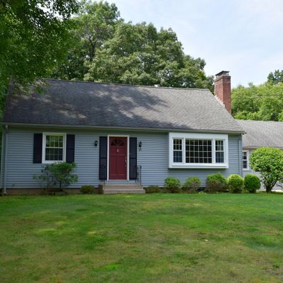 21 Richard St, Avon, CT 06001