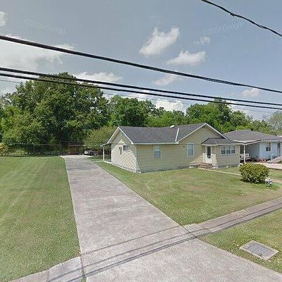 211 Evangeline Rd, La Place, LA 70068