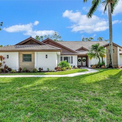 2140 Harlans Run, Naples, FL 34105