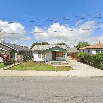 2217 B St, La Verne, CA 91750