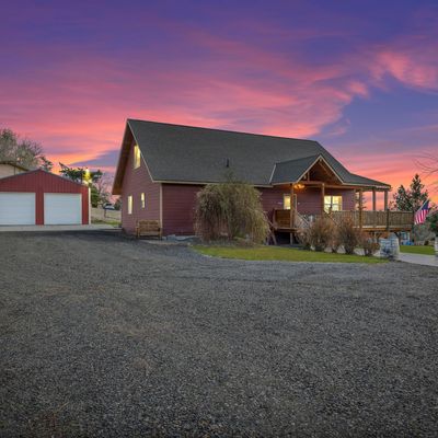 233 Tibbling Rd, Selah, WA 98942