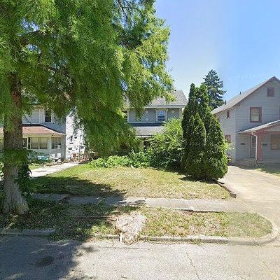 2016 Rugby Rd, Dayton, OH 45406