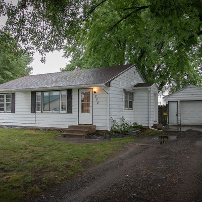 202 Dahlin Ave Ne, Isanti, MN 55040