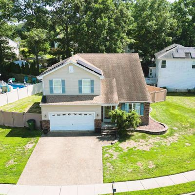 204 Sun Valley Cir, Egg Harbor Township, NJ 08234