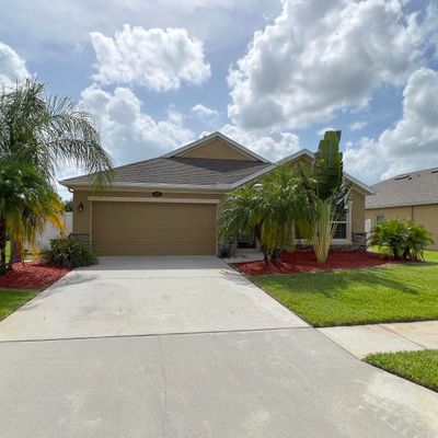 2070 Snapdragon Dr Nw, Palm Bay, FL 32907