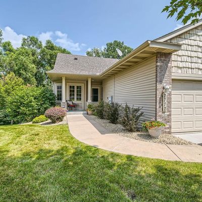 2772 Park View Ct, Saint Paul, MN 55117