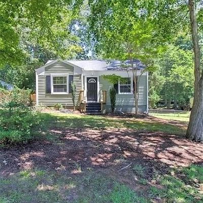 2820 Shady Lawn Dr, Greensboro, NC 27408