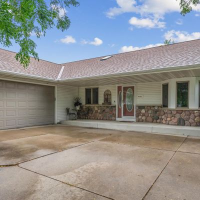 240 Dream Catcher Dr, Kewaskum, WI 53040