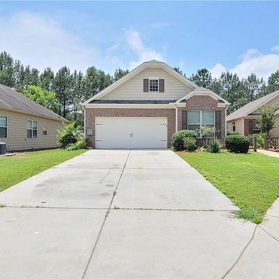 243 River Meadow Dr, Lagrange, GA 30241