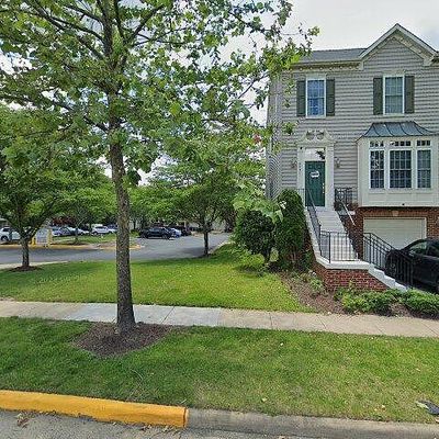 25555 Gwynneth Sq, Chantilly, VA 20152