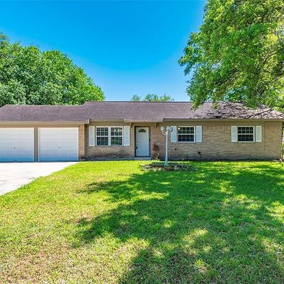 3405 Meadowlark Ln, Alvin, TX 77511