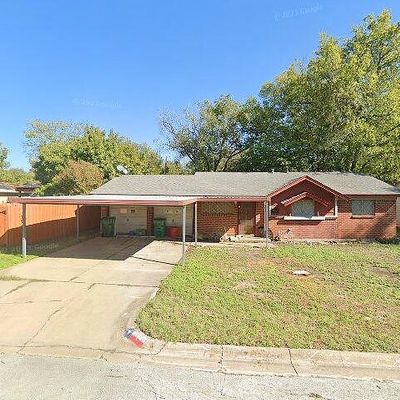 3636 Larry St, Haltom City, TX 76117