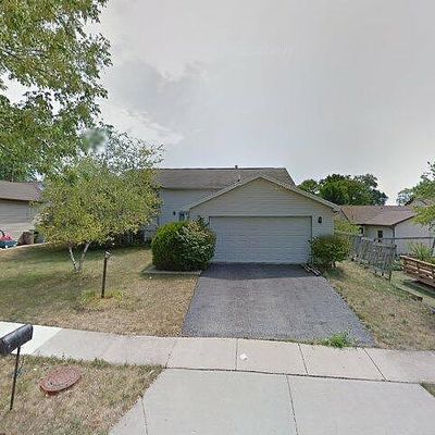 37 Evergreen Dr, Streamwood, IL 60107