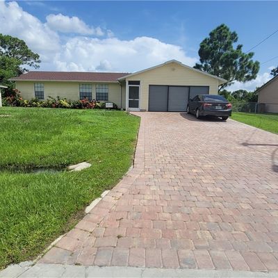 3711 10 Th St Sw, Lehigh Acres, FL 33976