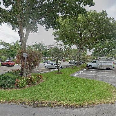 3090 N Course Dr #301, Pompano Beach, FL 33069